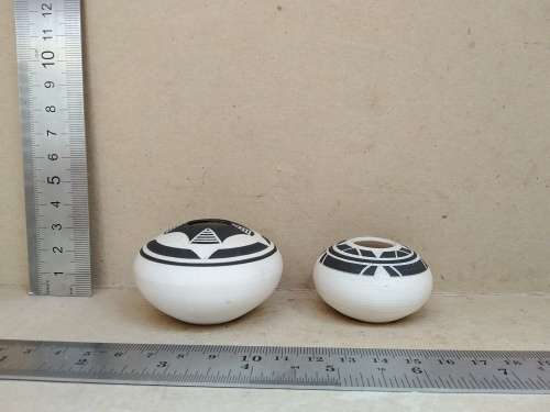 Vintage! Studio Art Pottery - White And Black Etched - Pair Of Small Vessels