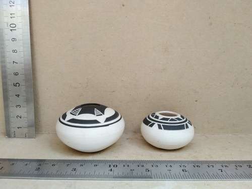 Vintage! Studio Art Pottery - White And Black Etched - Pair Of Small Vessels