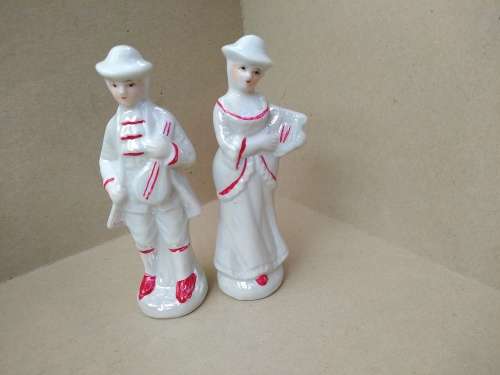 Vintage! Pair Of Victorian Figurines Hand Painted Musicians
