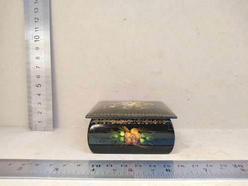 Vintage! Russian Fedoskino Black Lacquered Trinket Box