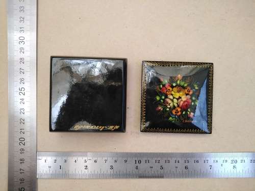 Vintage! Russian Fedoskino Black Lacquered Trinket Box
