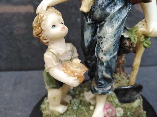 Vintage! Italian Design - Resin Statue Figurine - Montefiori Collection? - Father And Son