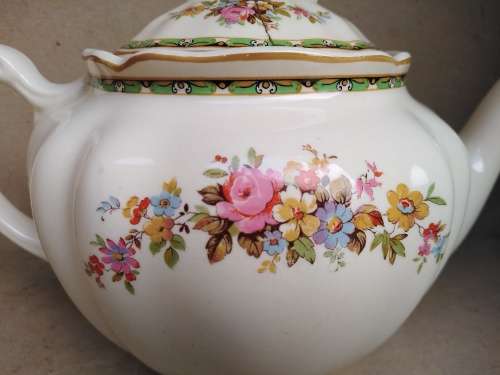 Vintage! England - JOHNSON BROS - Victorian - Porcelain Teapot With Floral Design - (Repaired Lid)
