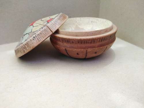 Vintage! Hand Carved - Round Floral - Trinket Box With Lid