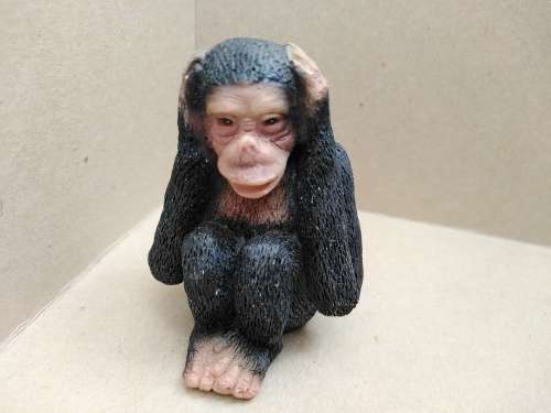 Vintage! Figurine Set Of The Three Wise Monkeys