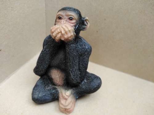 Vintage! Figurine Set Of The Three Wise Monkeys