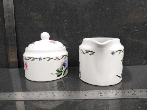 Vintage! Thailand - International China Company - Stoneware - Creamer And Sugar Bowl