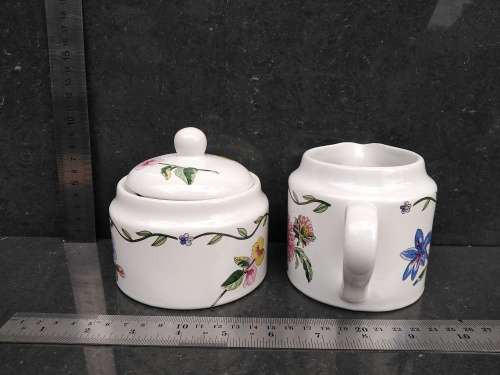 Vintage! Thailand - International China Company - Stoneware - Creamer And Sugar Bowl