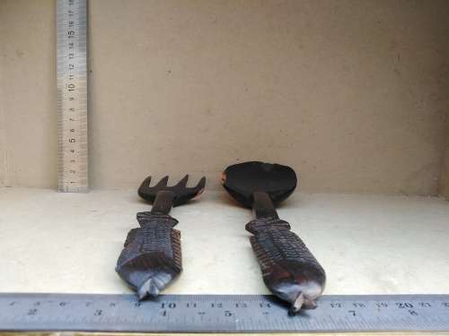 Africana! - Ebony - Set Of Wooden Salad Servers - Fish Handles 2