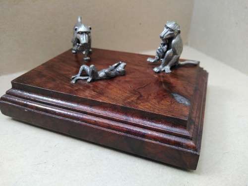 Vintage! Silver Metal Baboon Family Statuettes On Walnut? Wooden Base