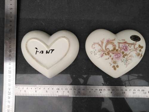 Vintage! Crescent Potteries - Mid Century - Floral - Large Heart Shaped - Trinket Box