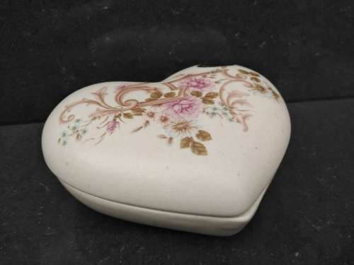 Vintage! Crescent Potteries - Mid Century - Floral - Large Heart Shaped - Trinket Box