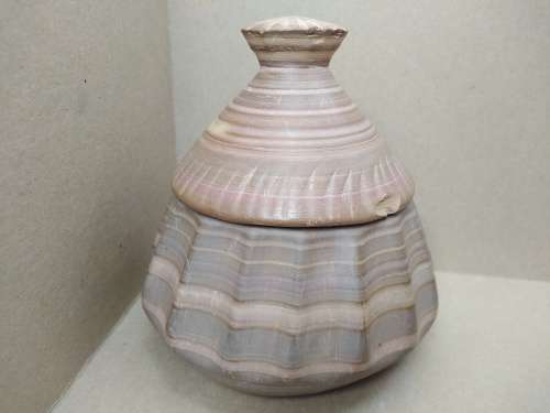 Vintage! Banded Ironstone - Hand Carved - Large Round Scalloped - Lidded Trinket Box