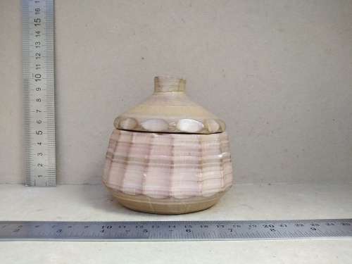 Vintage! Banded Ironstone - Hand Carved - Medium Round Scalloped - Lidded Trinket Box