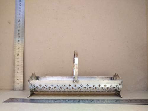 Vintage! Yeoman Plate - England - Silver Plated -  Bread Basket Circa 1950`s -1960`s