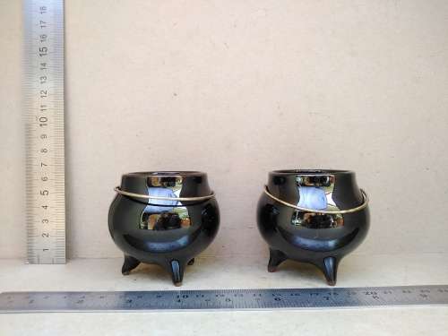 Vintage! Ceramic Mini Three Legged  African Potjie Pot Themed Ornaments