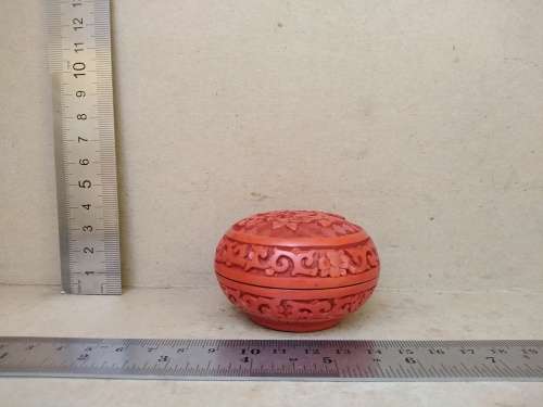 Vintage! Floral Carved Cinnabar And Black Lacquer Trinket Box