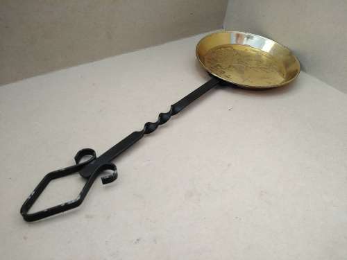 Vintage! England - Pixieland - Souvenir - Brass Pan