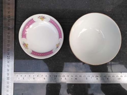 China - Porcelain - Pink Floral Pattern And Gold Gilding - Set Of 4 Rice Bowls And 3 Saucers