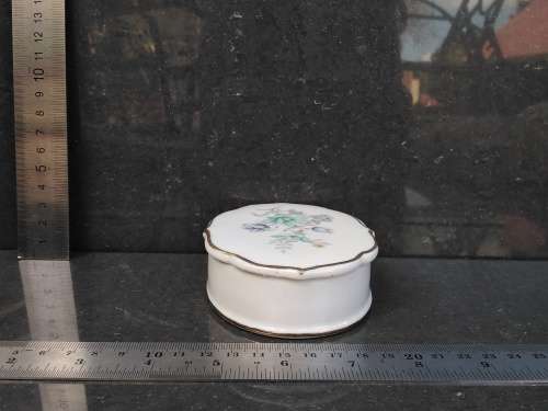 Vintage! Porcelain - Floral With Gold Gilded Edge - Trinket Box
