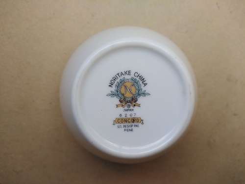 Vintage! Japan - Noritake Concord (Platinum Trim) - Mini Sugar Bowl With Lid (Handle Broken)