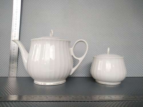 Vintage! German - Bavaria - TRISA - Fine Porcelain - Tea Pot And Sugar Bowl