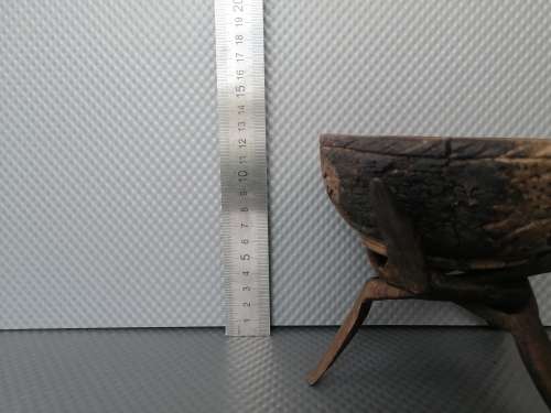 Africana! Hand Carved - Small - Interlocking Tripod Stand With Leaf Pattern Bowl