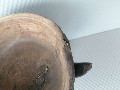 Africana! Hand Carved - Small - Interlocking Tripod Stand With Leaf Pattern Bowl