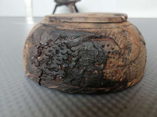 Africana! Hand Carved - Small - Interlocking Tripod Stand With Leaf Pattern Bowl