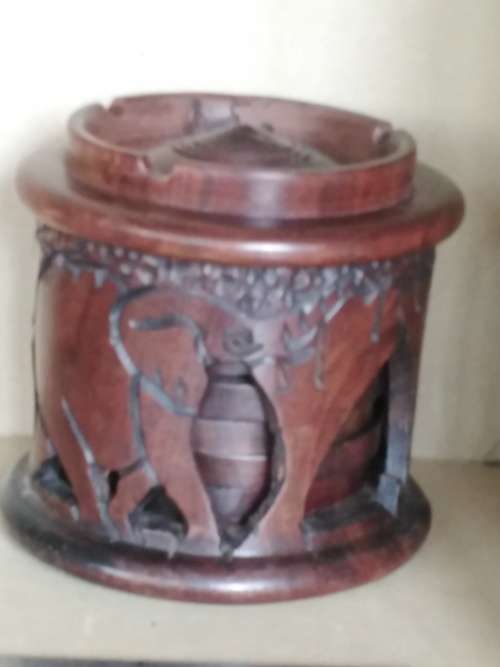 Africana! Hand Carved - Wooden Coaster Set In Caddy/Holder With Ashtray Lid - Elephant Design