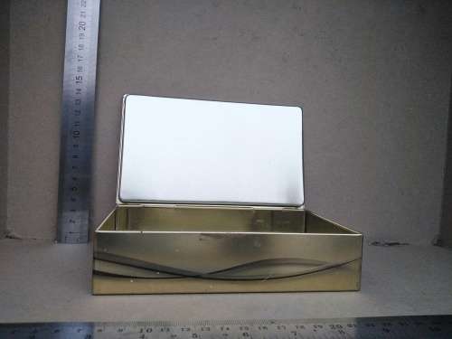 Vintage! Rectangular Hinged Gold Toned Tin Trinket Box