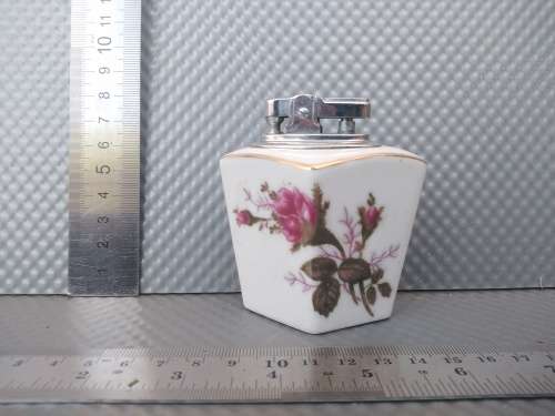 Vintage! Rose Art Porcelain Table Top Cigarette Lighter Made In Japan