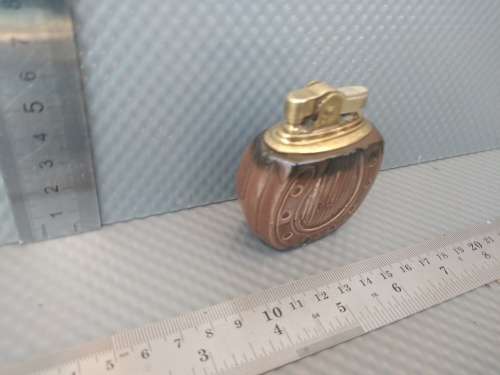 Vintage!  Ceramic Lighter