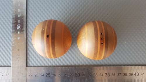 Vintage! - New Zealand Timber Arts - Salt And Pepper Shakers
