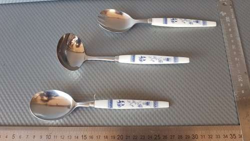 Vintage! Japan - Salad Serving / Soup Set - Stainless Steel With Blue Willow Design.