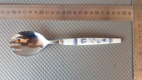 Vintage! Japan - Salad Serving / Soup Set - Stainless Steel With Blue Willow Design.