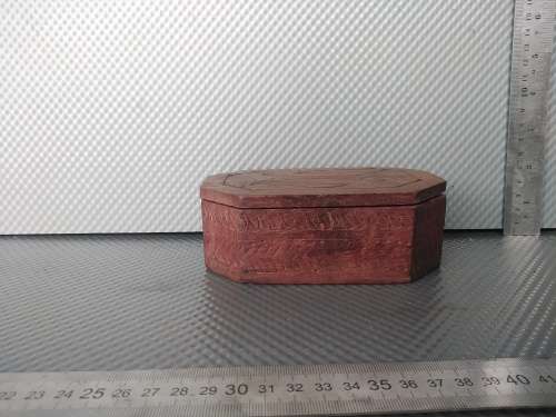 Vintage ! * Hand Made * Floral Inlay - Rustic Wooden - Jewelry / Trinket Box