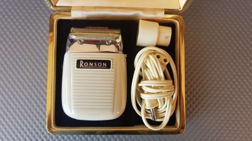 Vintage! ENGLAND - Ronson Supertrim Electric Shaver