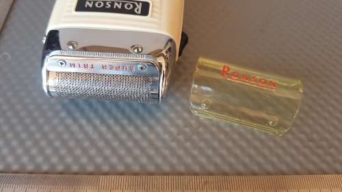 Vintage! ENGLAND - Ronson Supertrim Electric Shaver