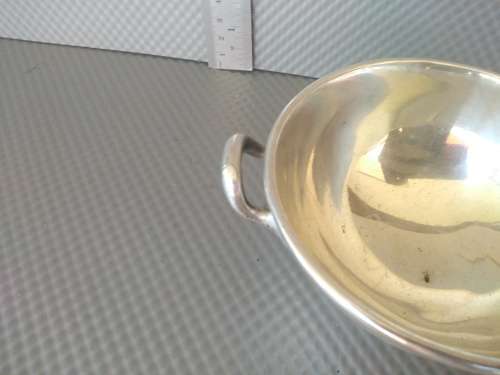 Vintage! Sheffield England - Gladwin Ltd  - Embassy Silver Plated - 2 handled bowl - SA Coat of Arms