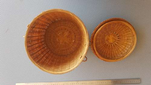 Vintage ! Woven Wicker /Rattan Basket With Lid