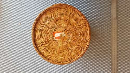 Vintage ! Woven Wicker /Rattan Basket With Lid