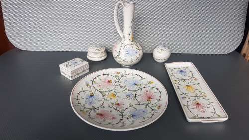 Vintage! Portugal - Anfora Agueda - Hand Painted - 9 Piece Bathroom Vanity Set