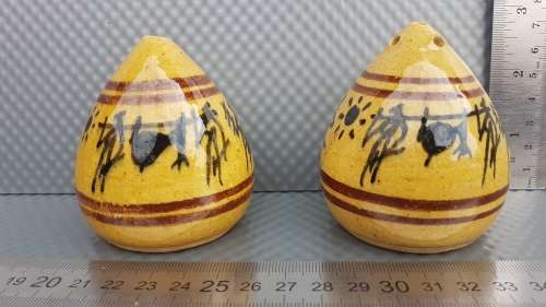 Vintage! - Hand Made - Pottery - Tribal Cave Drawing - Salt And Pepper Shakers