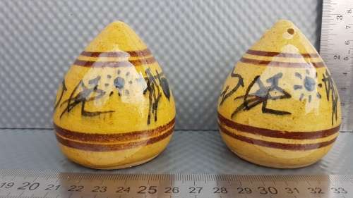 Vintage! - Hand Made - Pottery - Tribal Cave Drawing - Salt And Pepper Shakers