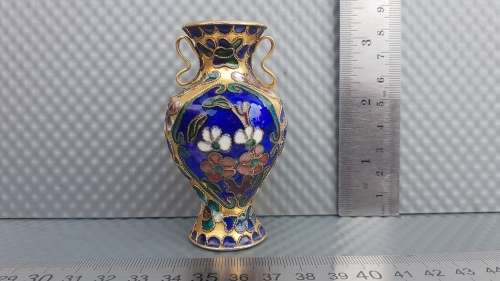 Vintage! Chinese Cloisonné Enamel - Miniature Vase w/handles