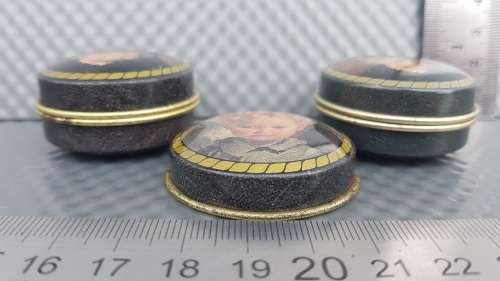 Vintage Bentley`s of London Chocolats A L`Orange Round Small Enjoy Tin 14g
