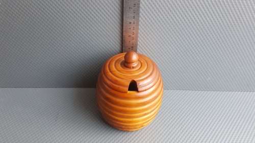 Vintage! Wooden Beehive Shaped Honey Jar With Lid.