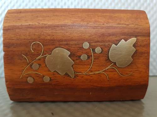 Vintage! Small Rectangular Wooden Trinket Box.
