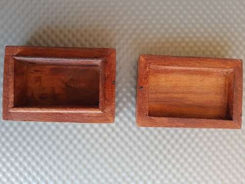 Vintage! Small Rectangular Wooden Trinket Box.